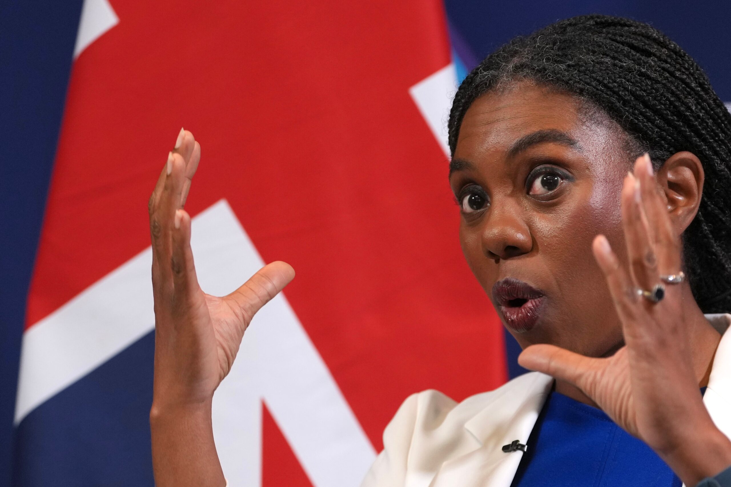 Scottish independents should back England, needles conservative leader
