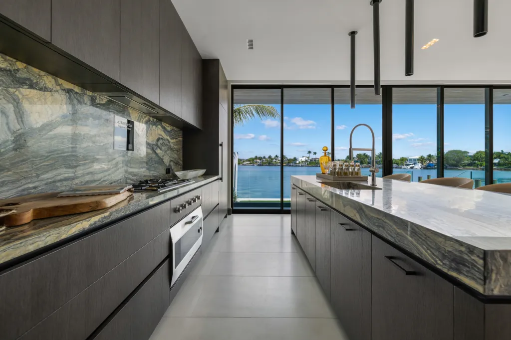 The expansive kitchen. 