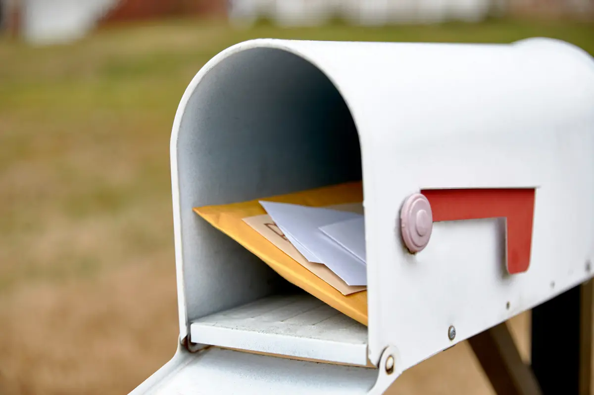 People keep finding dryer sheets in their mailboxes — here is why you shouldn’t touch it