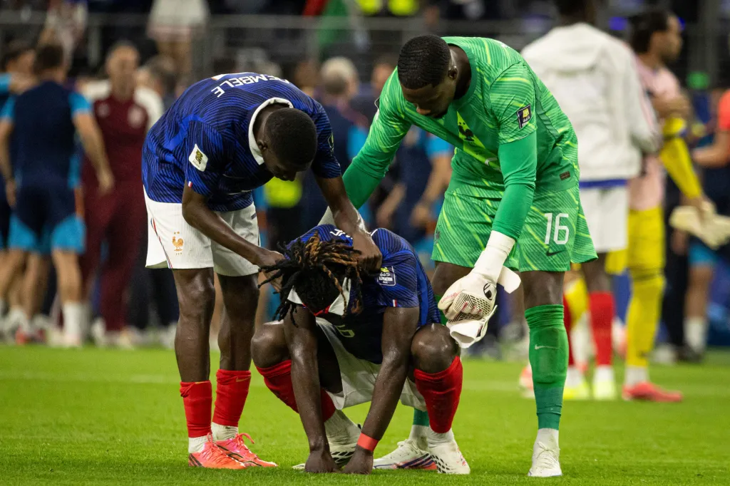 French team players express disappointment after losing to Spain in the 2026 FIFA World Cup semi-final.