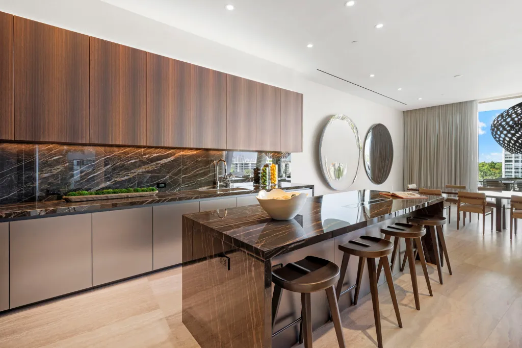 The eat-in chef's kitchen also comes with a breakfast bar