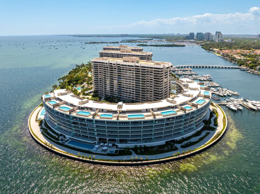 Grove Isle