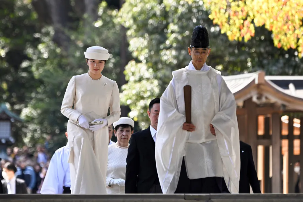 Princess Aiko, daughter of Emperor Naruhito and Empress Masako, arriving at Meiji Shrine in Tokyo.