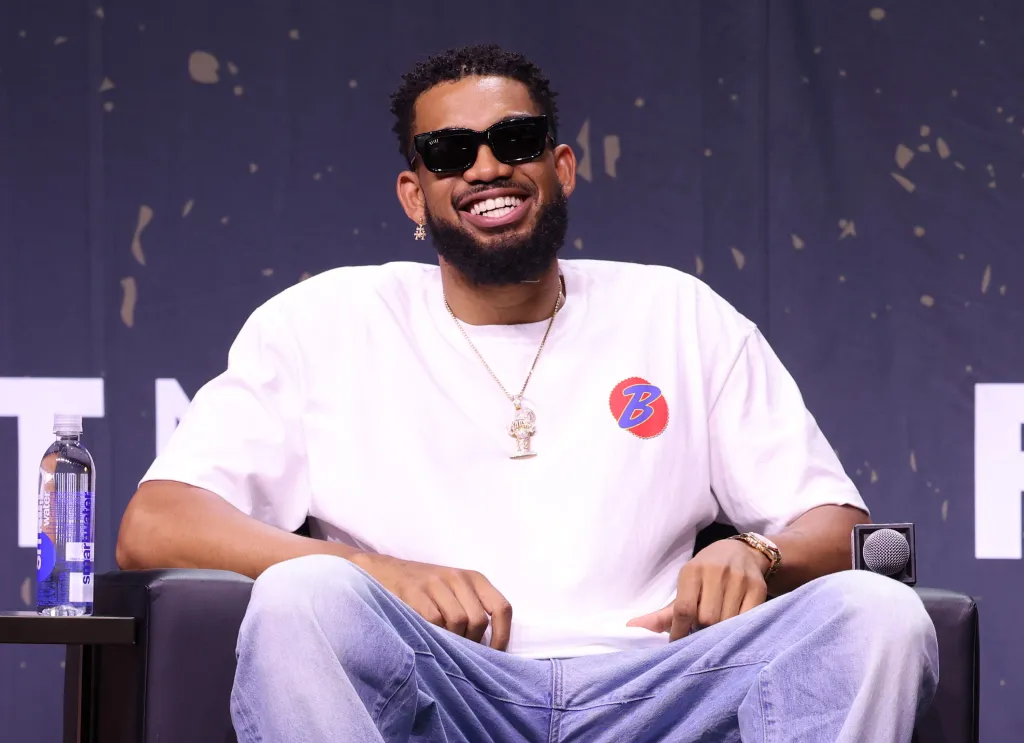 Karl-Anthony Towns at Day 2 of the 3rd Fanatics Fest NYC 2026