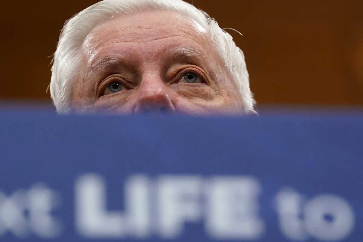 EMS audio reveals new details on Lindsey Graham’s sudden death: ‘CPR in progress now’
