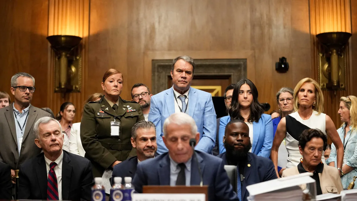 Fox News host caught ‘mugging’ at Fauci hearing forced to eat her own words