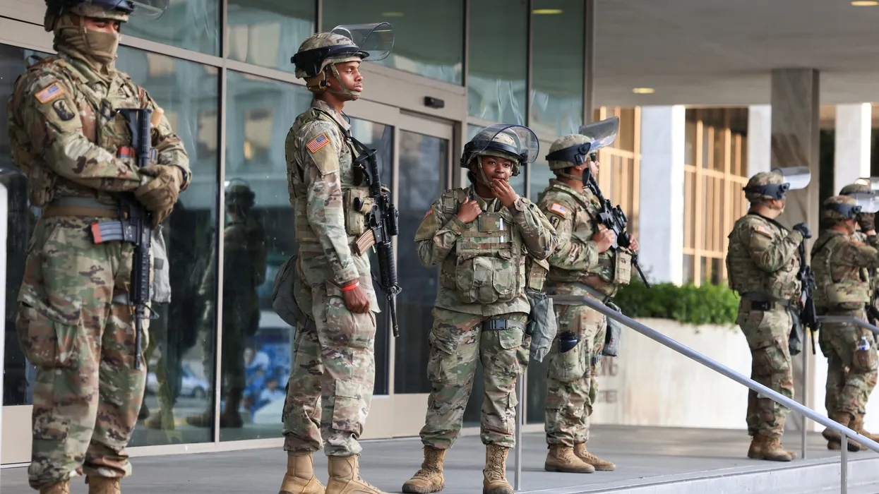 Pizzeria owner bans National Guard troops and dares Trump admin to do something about it