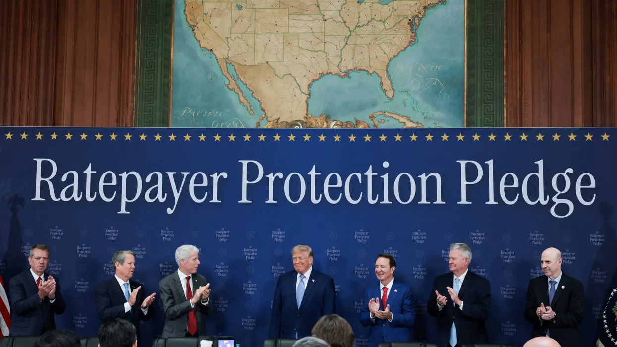Trump urges communities to ignore data center complaints: ‘Can’t fight it’