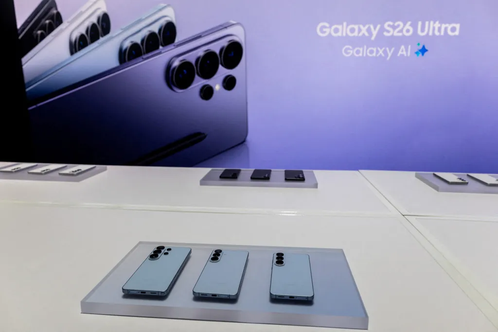 New Galaxy S26 smartphones on display during a Samsung Electronics presentation.