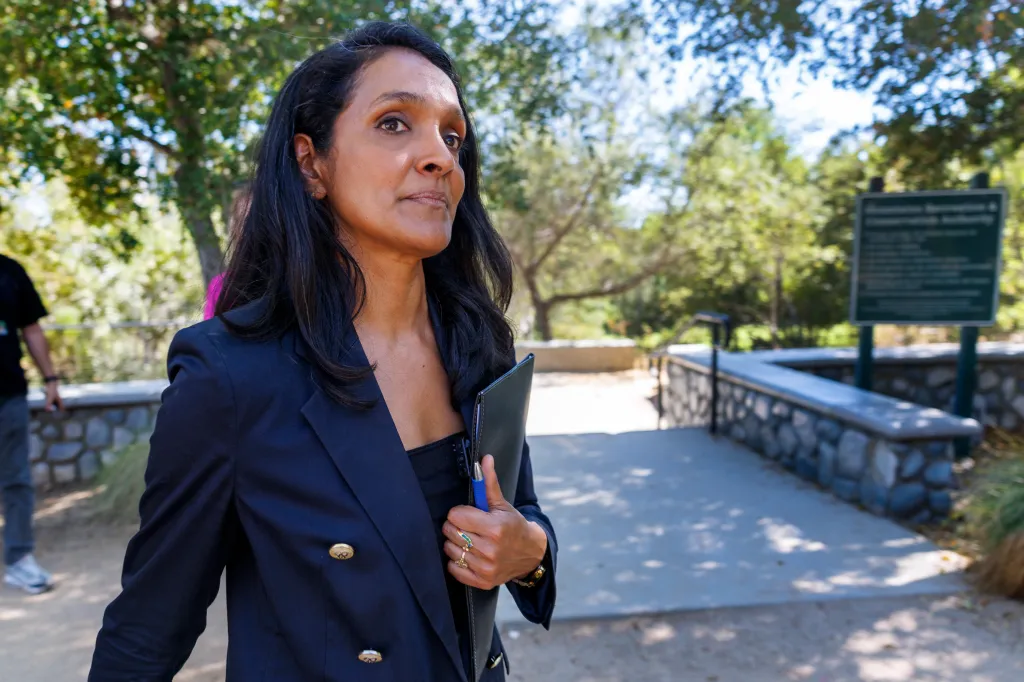 Nithya Raman at a mayoral campaign event.