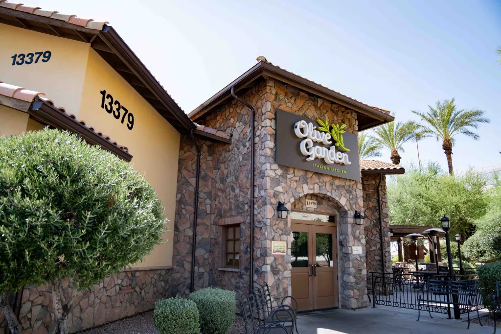 An Olive Garden restaurant featuring the company's logo.