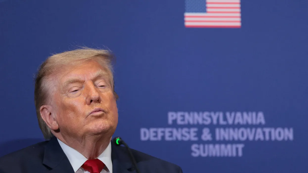 Trump’s wild claim during defense summit baffles onlookers: ‘Lies are getting dumber’
