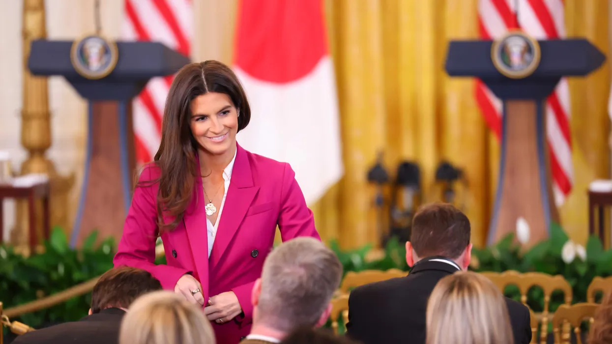 Trump’s attack may backfire as Jon Stewart hands Kaitlan Collins a chance to fire back
