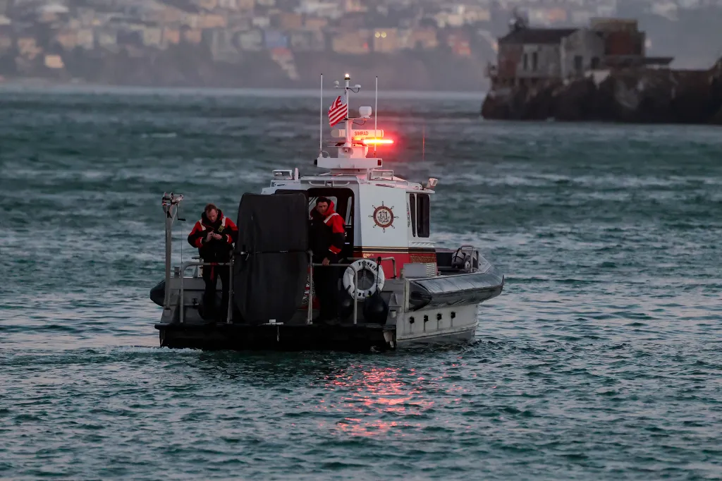San Francisco Fire Department boat searching for missing individuals.