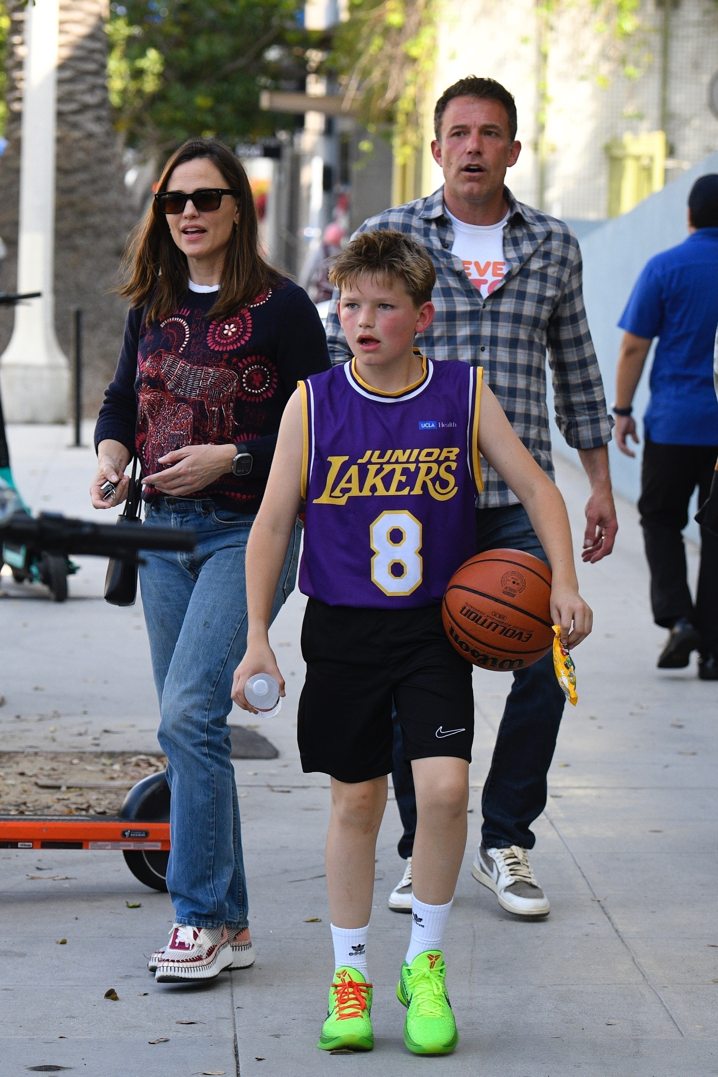Ben Affleck, Jennifer Garner and son.