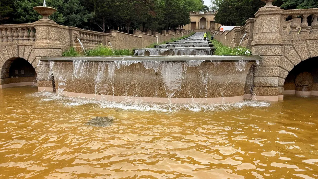 Iconic DC fountain turned brown after Trump’s renovation
