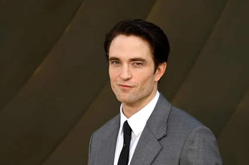 Robert Pattinson attends the world premiere of 