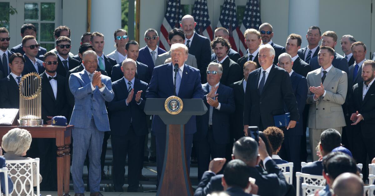 Dodgers visit Trump at White House to celebrate World Series win