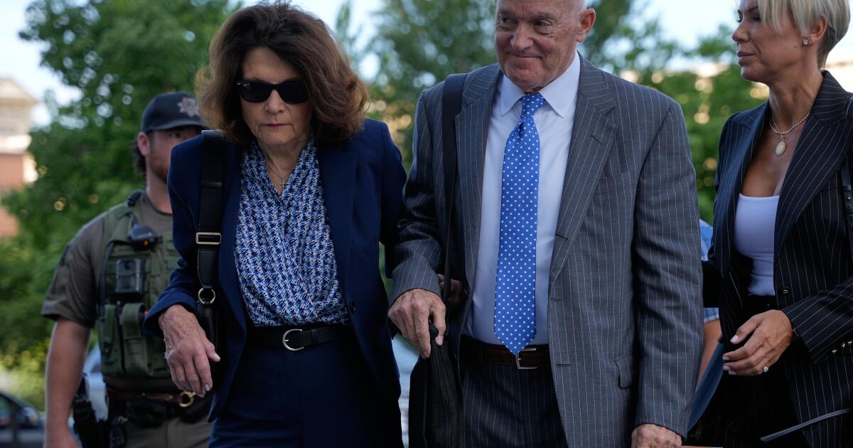 Former officer describes finding a ‘sniper pad’ on nearby rooftop after Charlie Kirk assassination