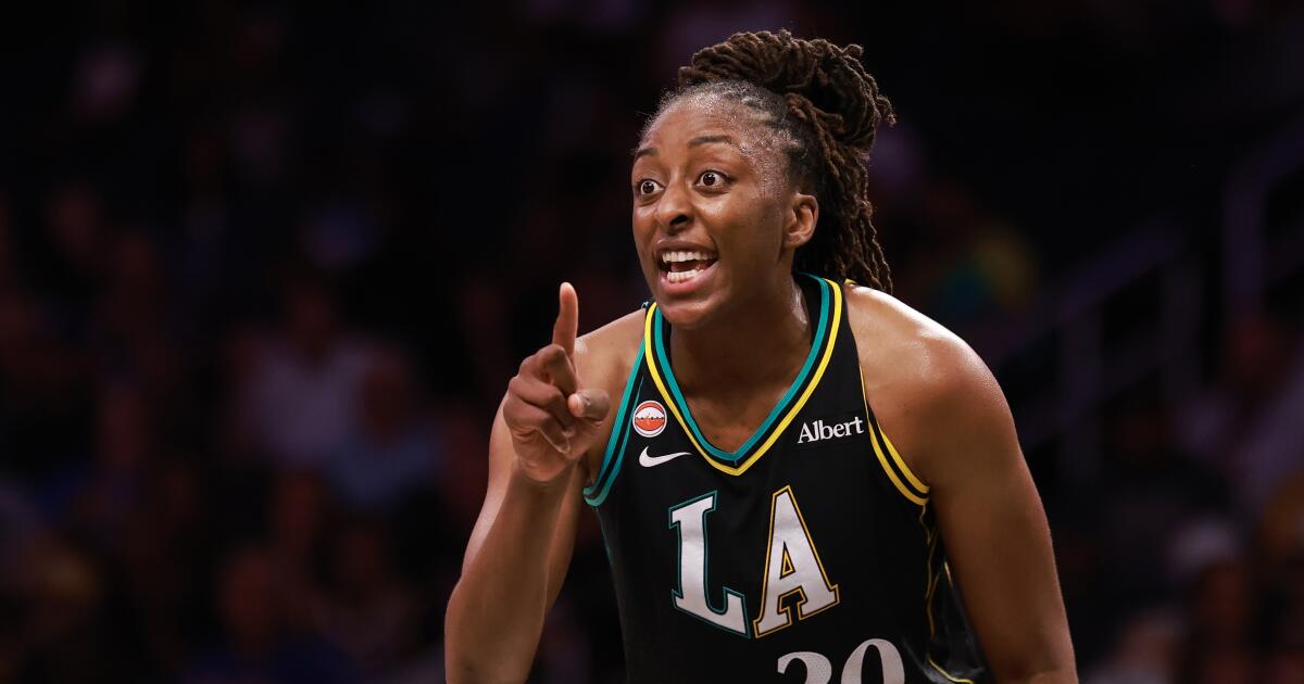 Nneka Ogwumike’s double-double lifts shorthanded Sparks to victory over Sky