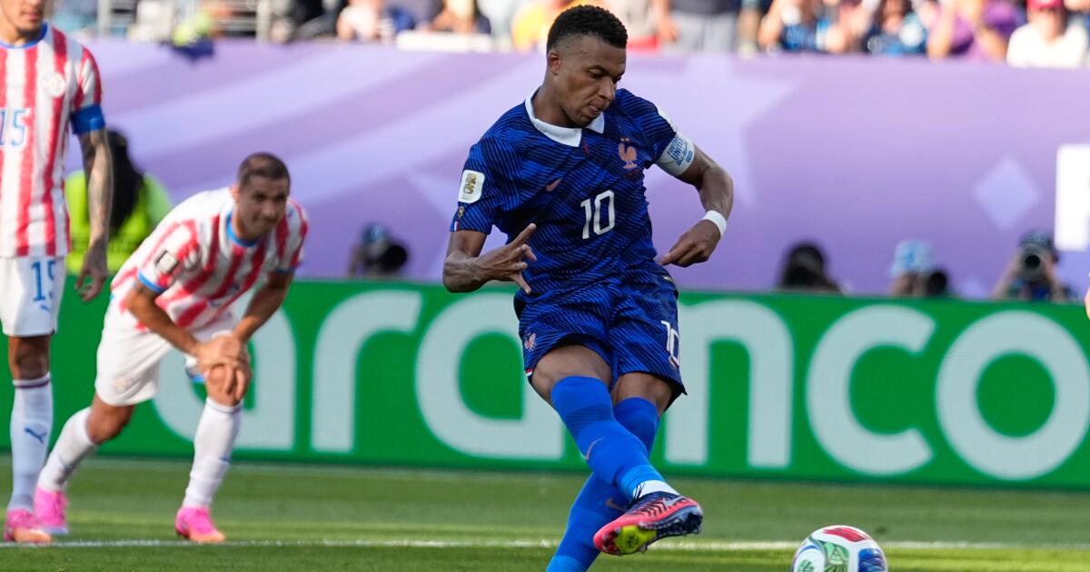 Paraguayan senator demands apology from Kylian Mbappé for his response to her racist posts