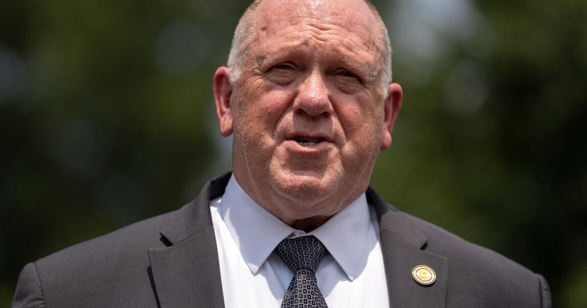 Trump’s border czar says vetting of ICE officer is under review after Maine shooting