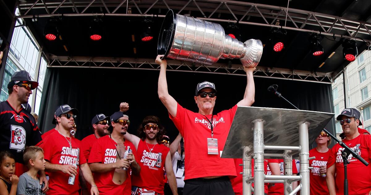 Hurricanes owner Tom Dundon has names of wife, kids engraved on Stanley Cup above actual players