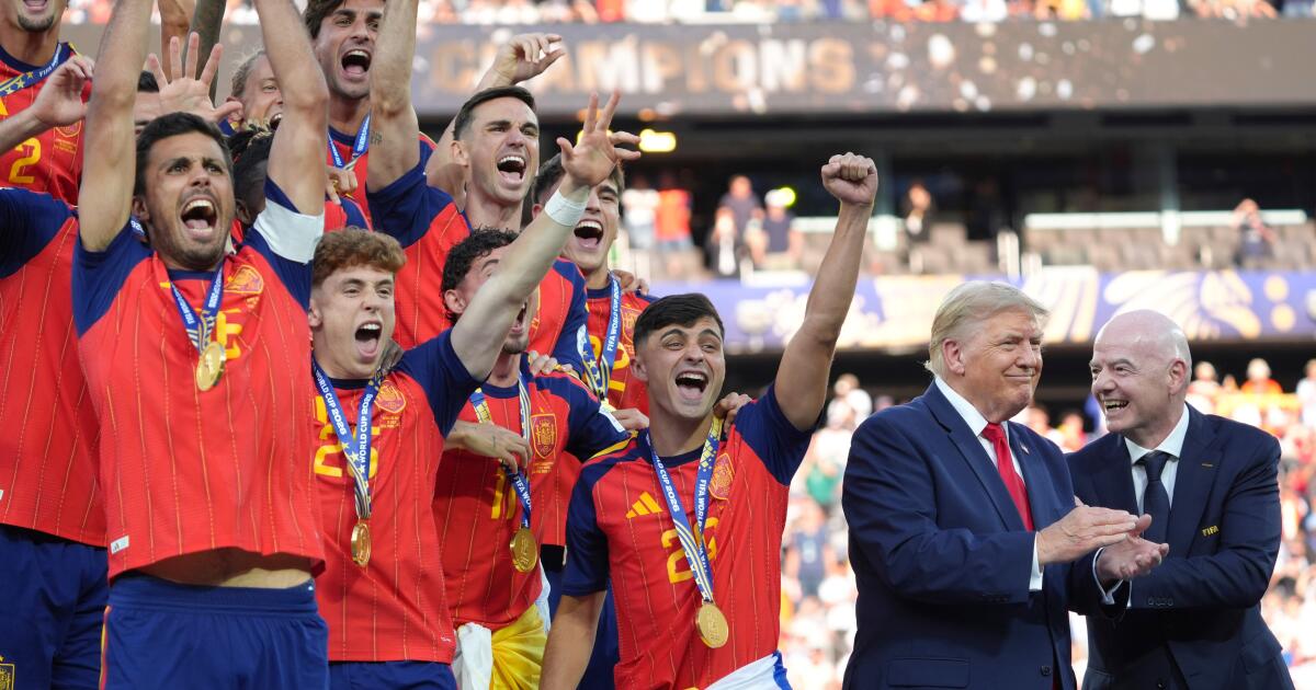 Trump lingers awkwardly long after presenting World Cup trophy to Spain. It could have been worse