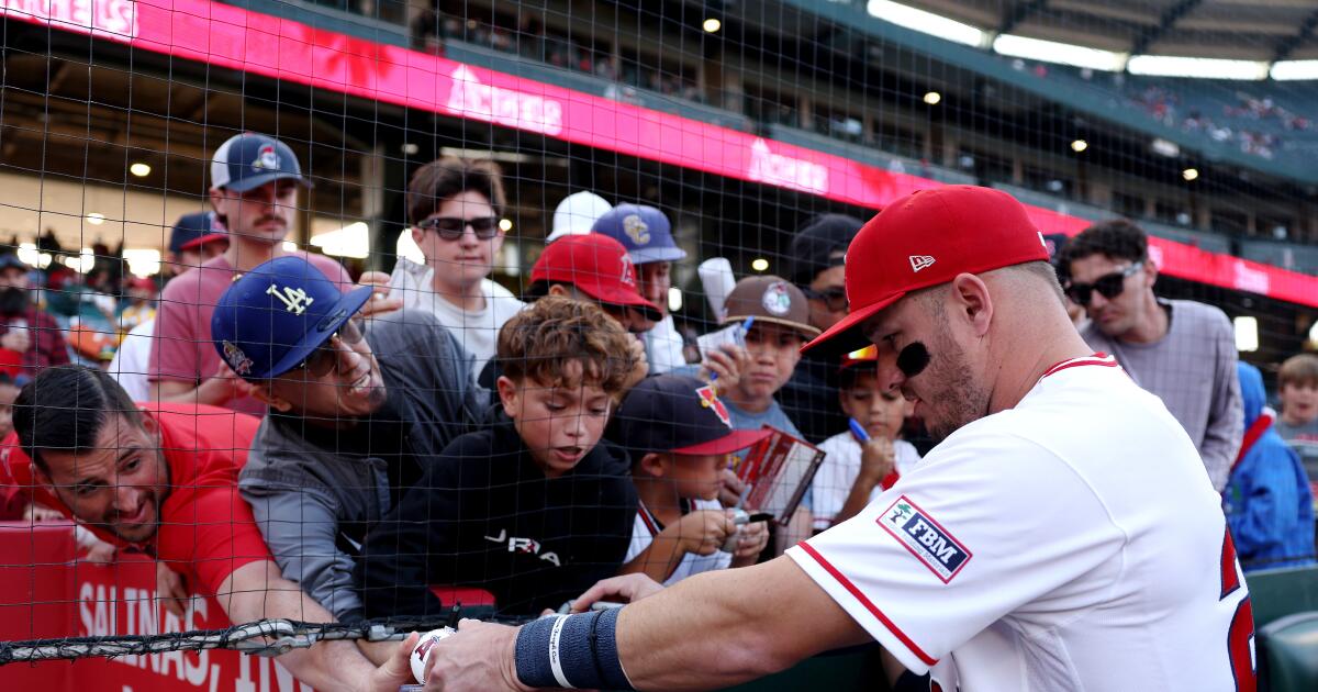 Can a new minor league team in Irvine attract fans if the Angels are so affordable?