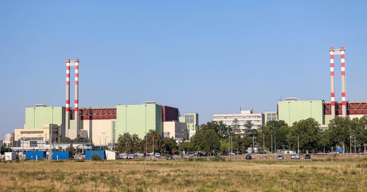 Hungary braces for a full shutdown of the Paks nuclear plant as the Danube River hits record lows