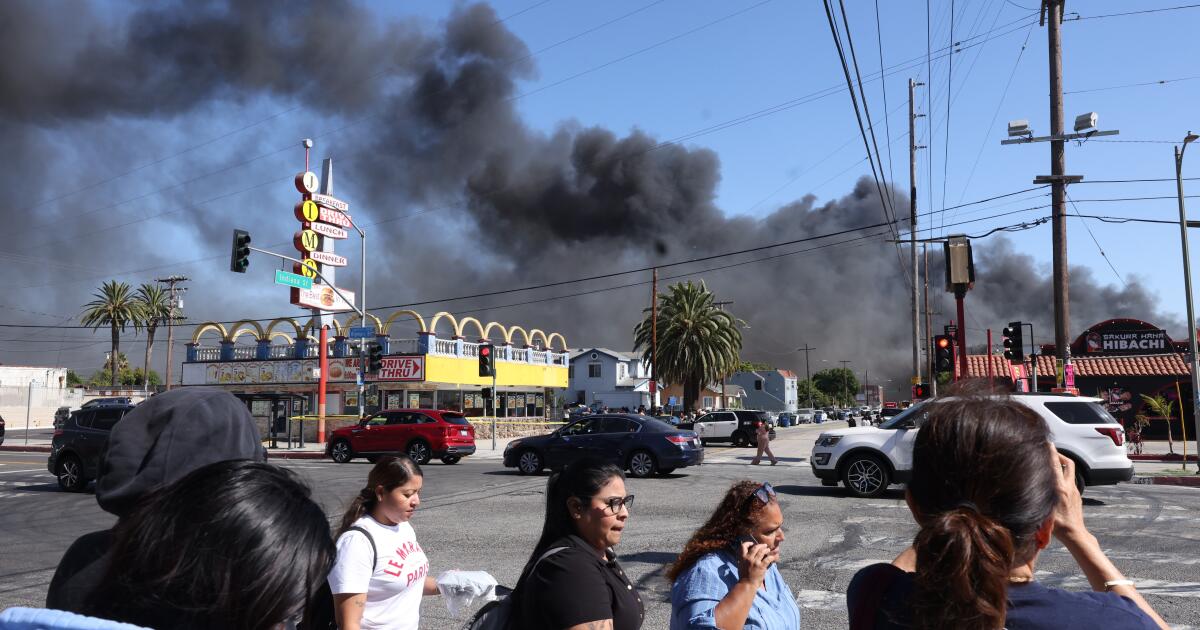 Boyle Heights blaze choked L.A. with astronomical soot pollution