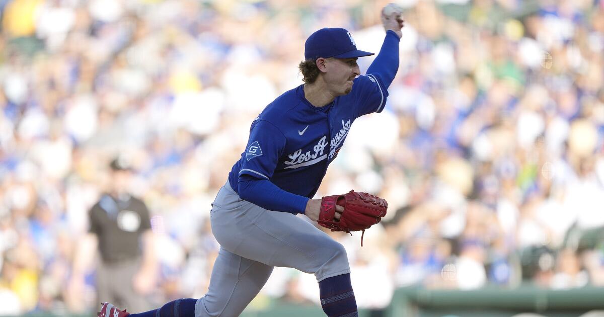 Fan loudly expresses unbridled enthusiasm for Mexico’s World Cup goal … at Dodgers-A’s game