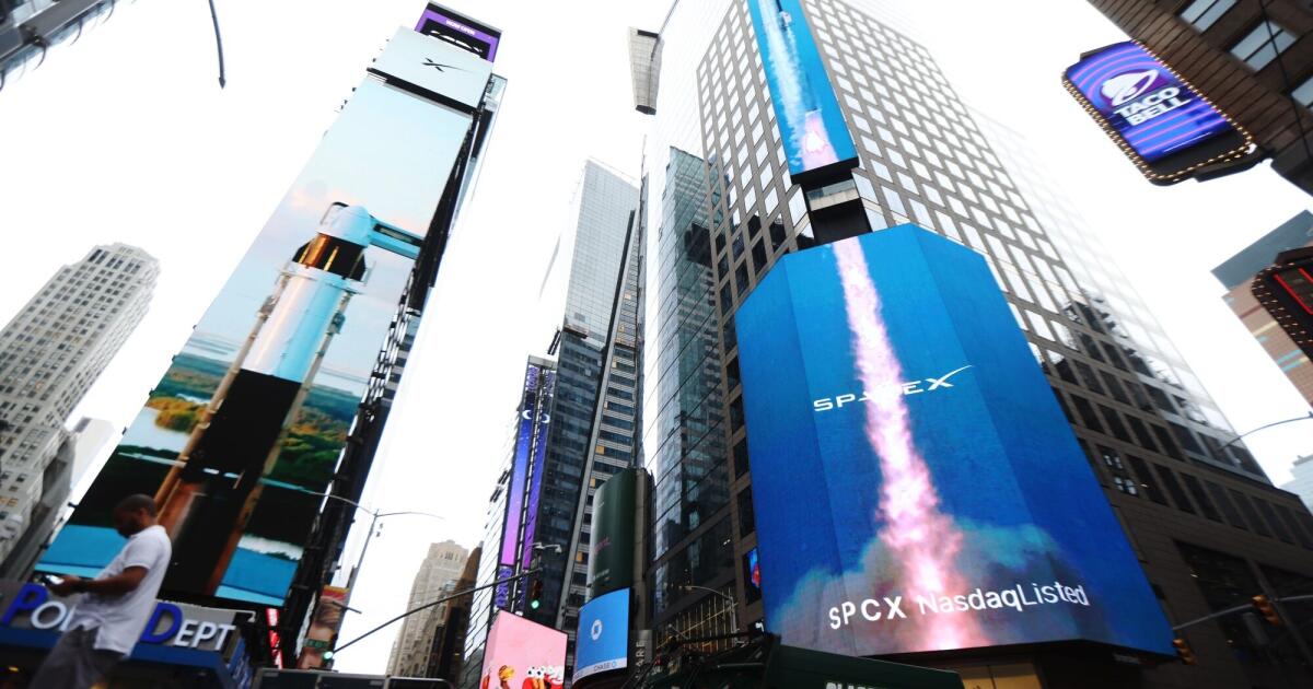 SpaceX’s great unlocking begins with a $116-billion share release