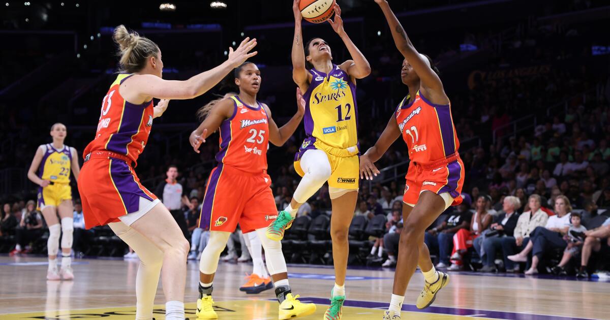 Sparks drop fifth in a row after entering fourth quarter tied with Mercury