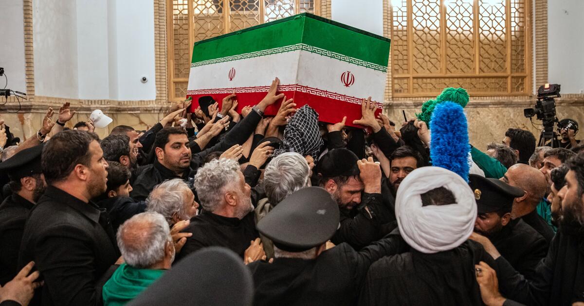 Trump and Iran’s supreme leader trade threats as mediators try to save crumbling deal