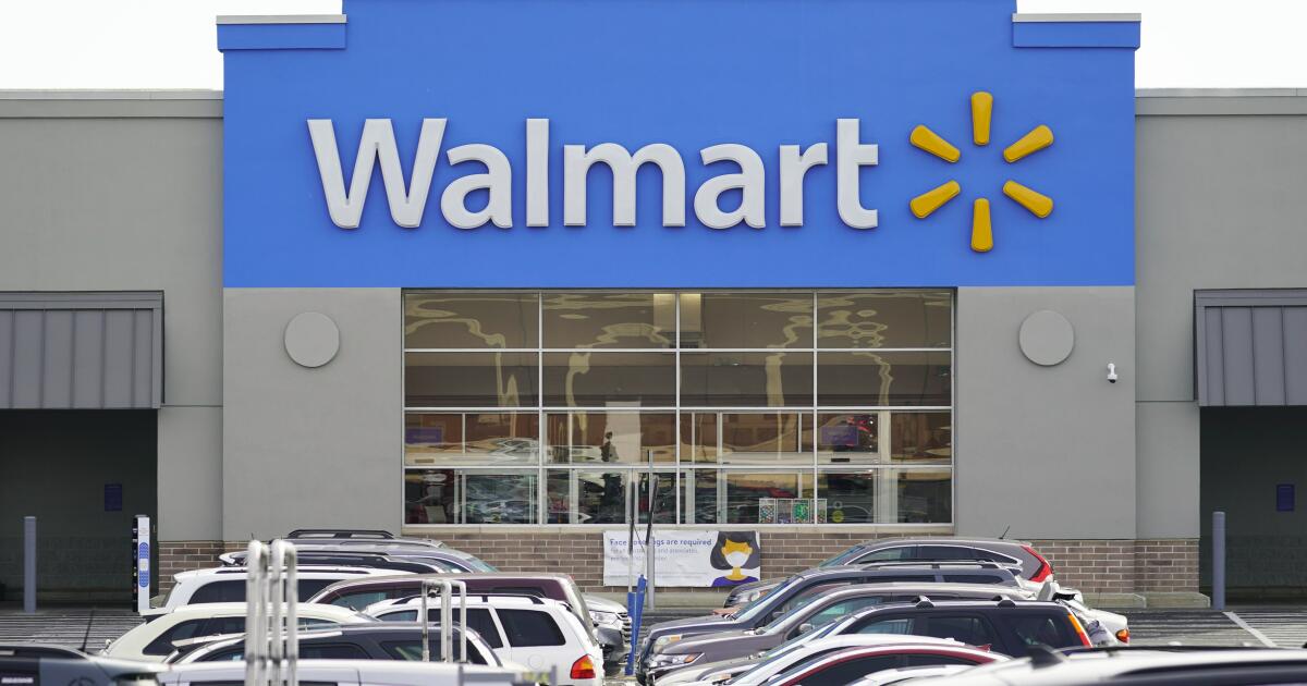 Walmart’s EV chargers are coming to California with discounts for members