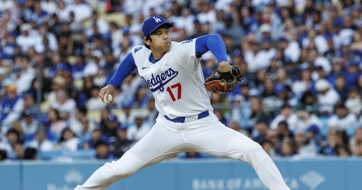 Dodgers expect Shohei Ohtani to pitch next week as they manage his knee ailment