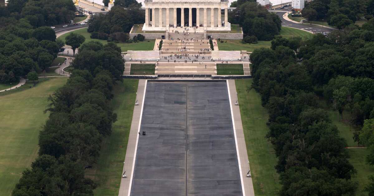 Trump says Pirro ‘folded like an umbrella’ in bid to drop Reflecting Pool vandalism charges