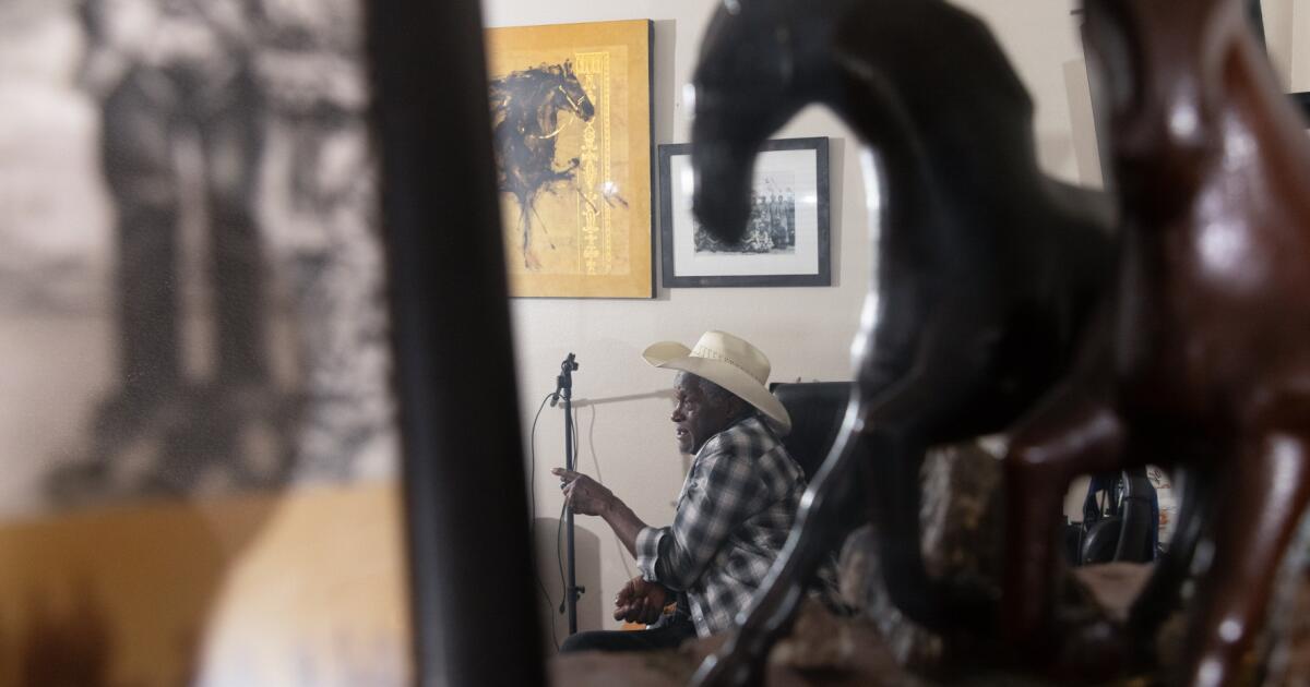Cowboys, margaritas and toxic trash: Some sour on lawyers in lucrative L.A. landfill cases