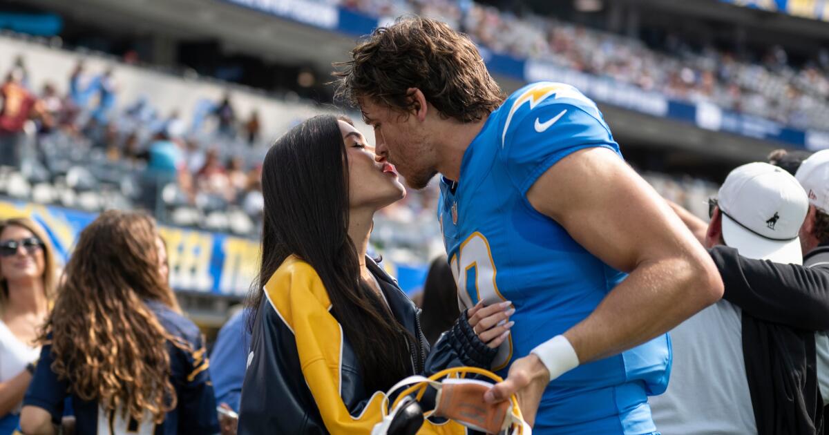Chargers QB Justin Herbert and singer Madison Beer announce their engagement