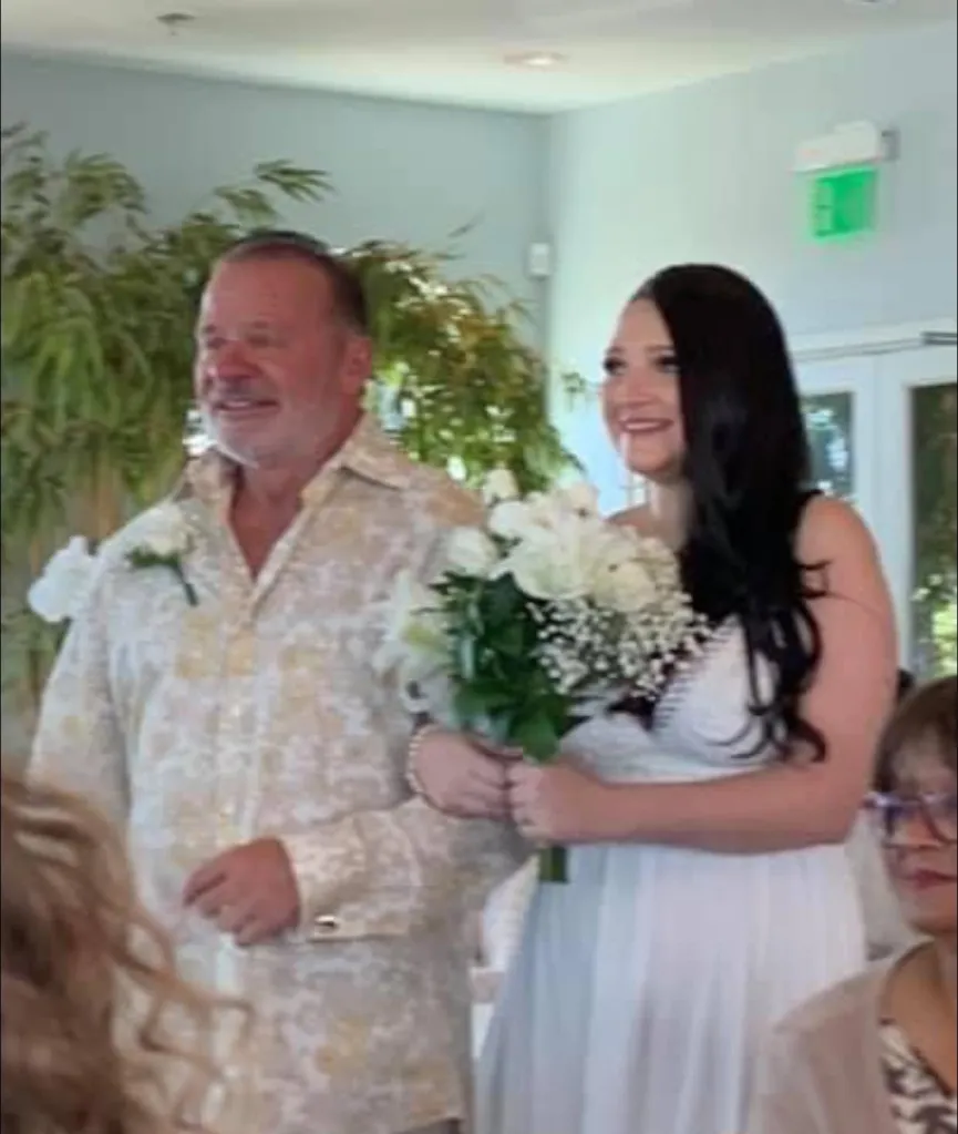 Gabriella Hillgrube and Gabriele Jasper at a wedding.