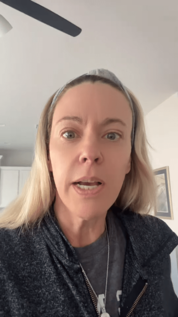 Kate Gosselin looks into the camera, mouth open, as if speaking.