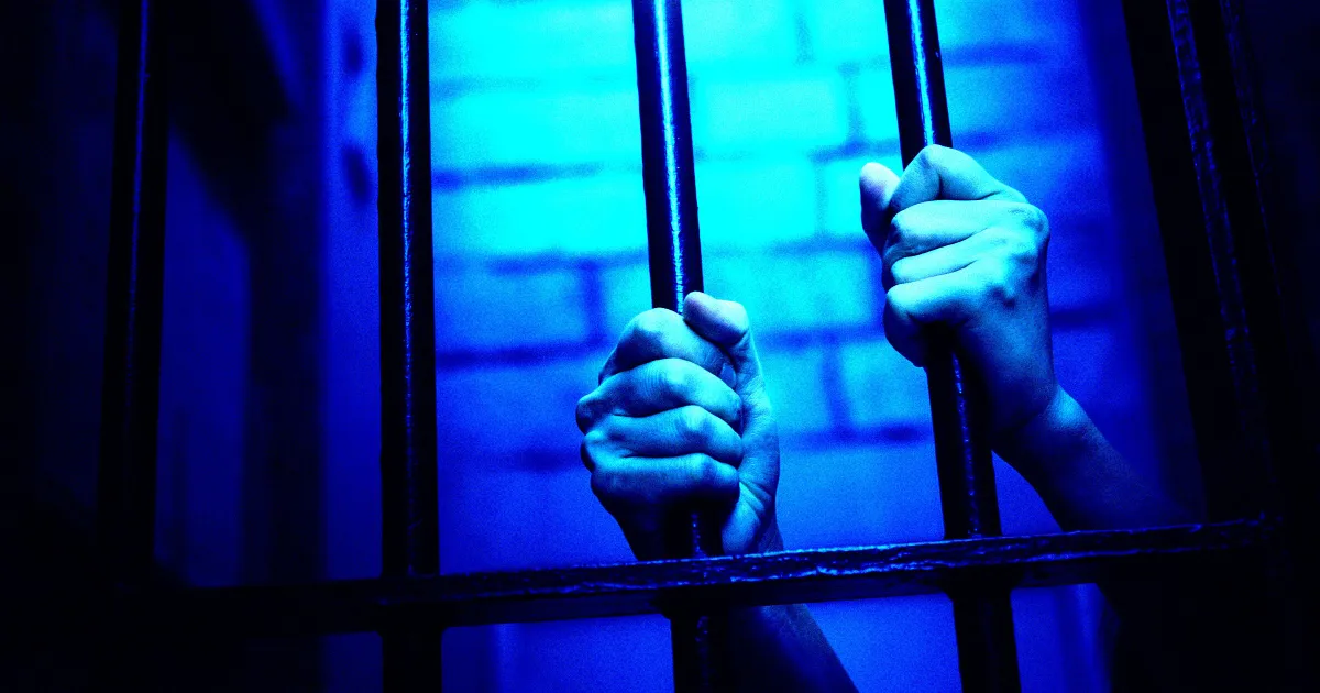 Cops Mistype Username, Send Innocent Man to Prison for 18 Months