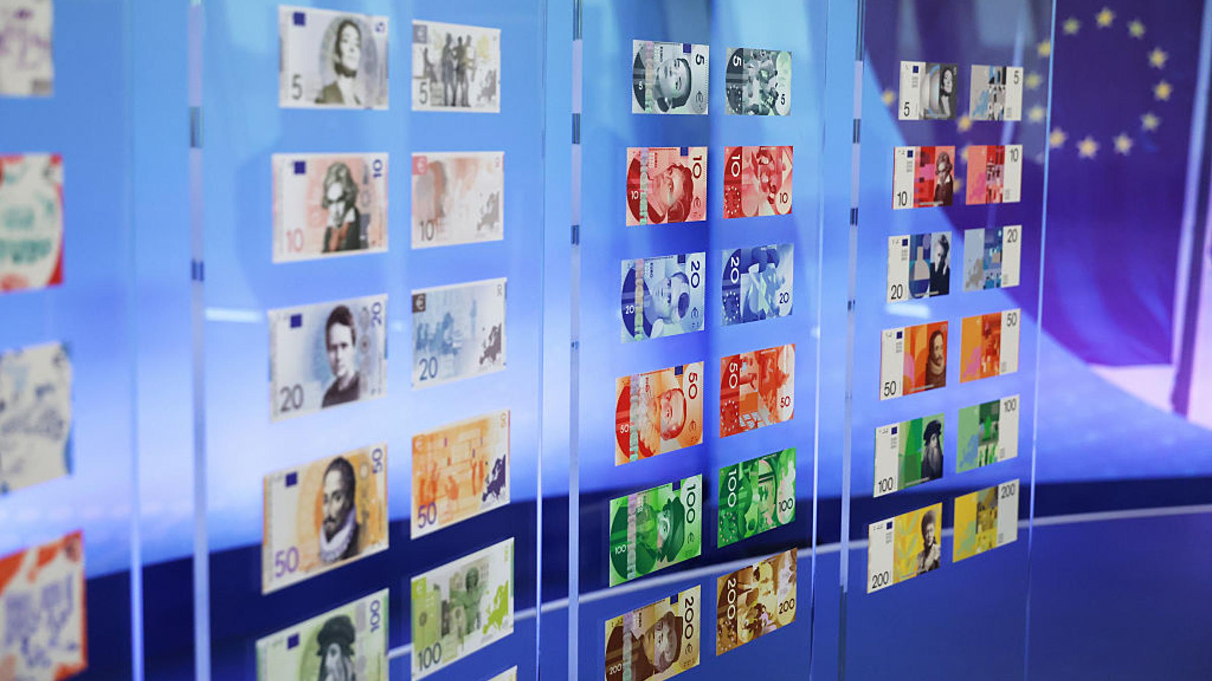 Europeans Are Considering Placing This American-Born Singer on a New Banknote
