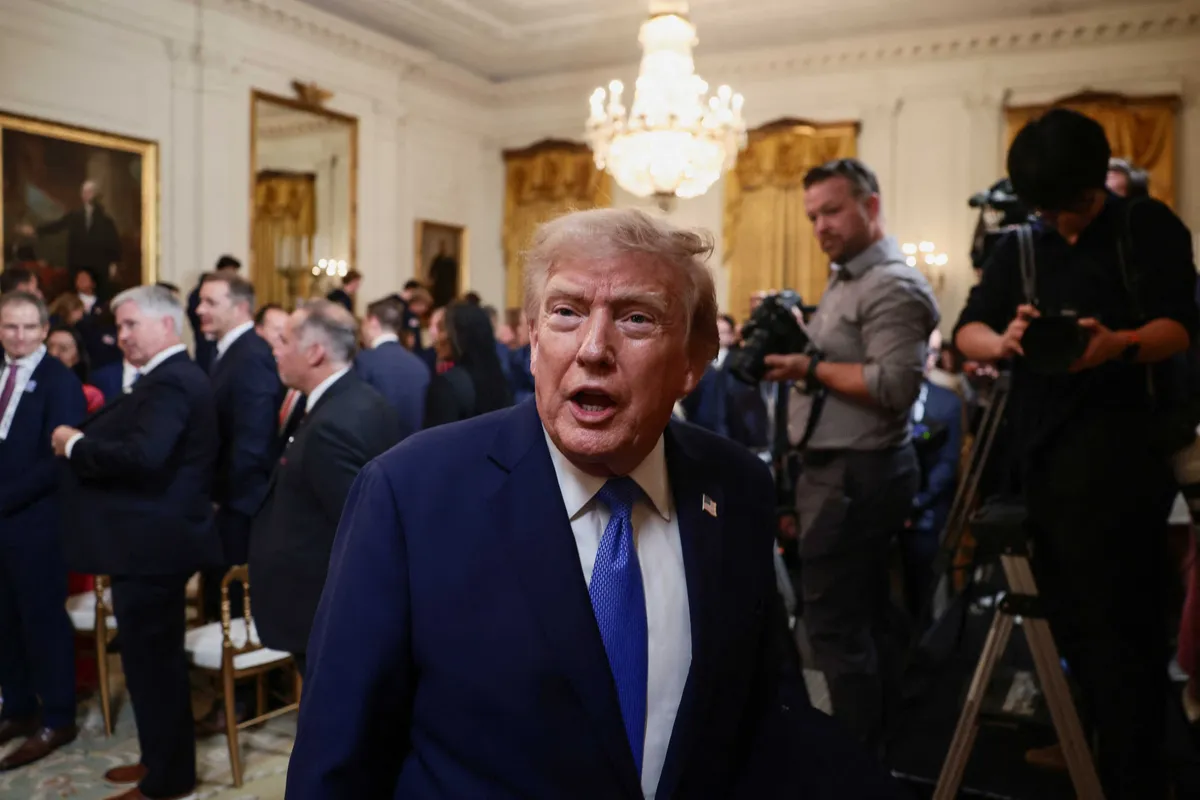 ‘Oh my god’: Analysts horrified as Trump’s ‘little tic’ reveals foreboding future