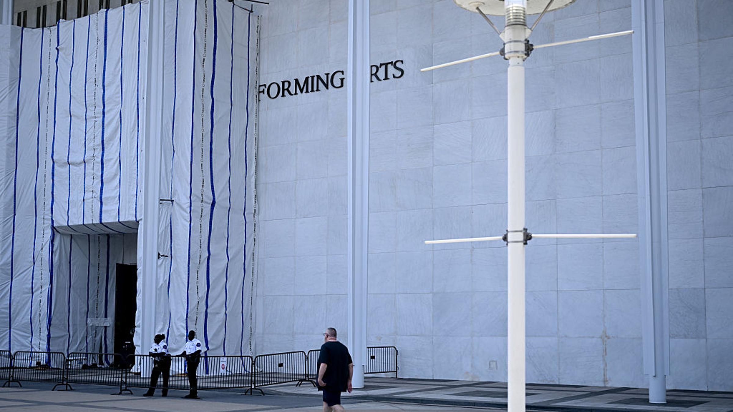 Kennedy Center Board Votes to Put Trump’s Name Back on the Building, Testing Judge’s Order
