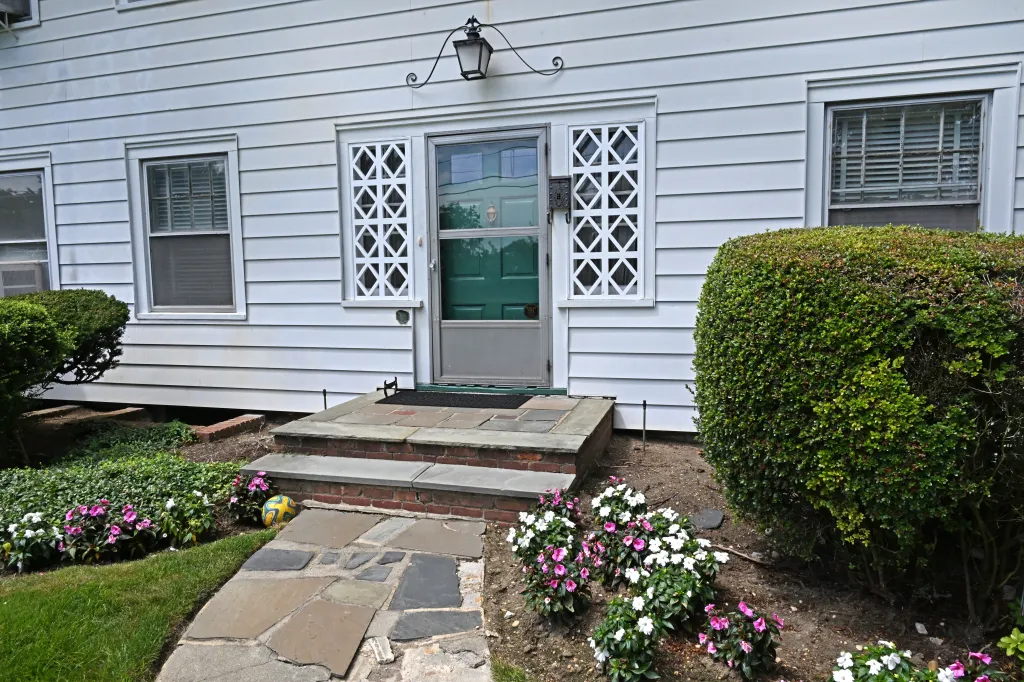 The home of Peter Stein in Woodmere, Long Island.