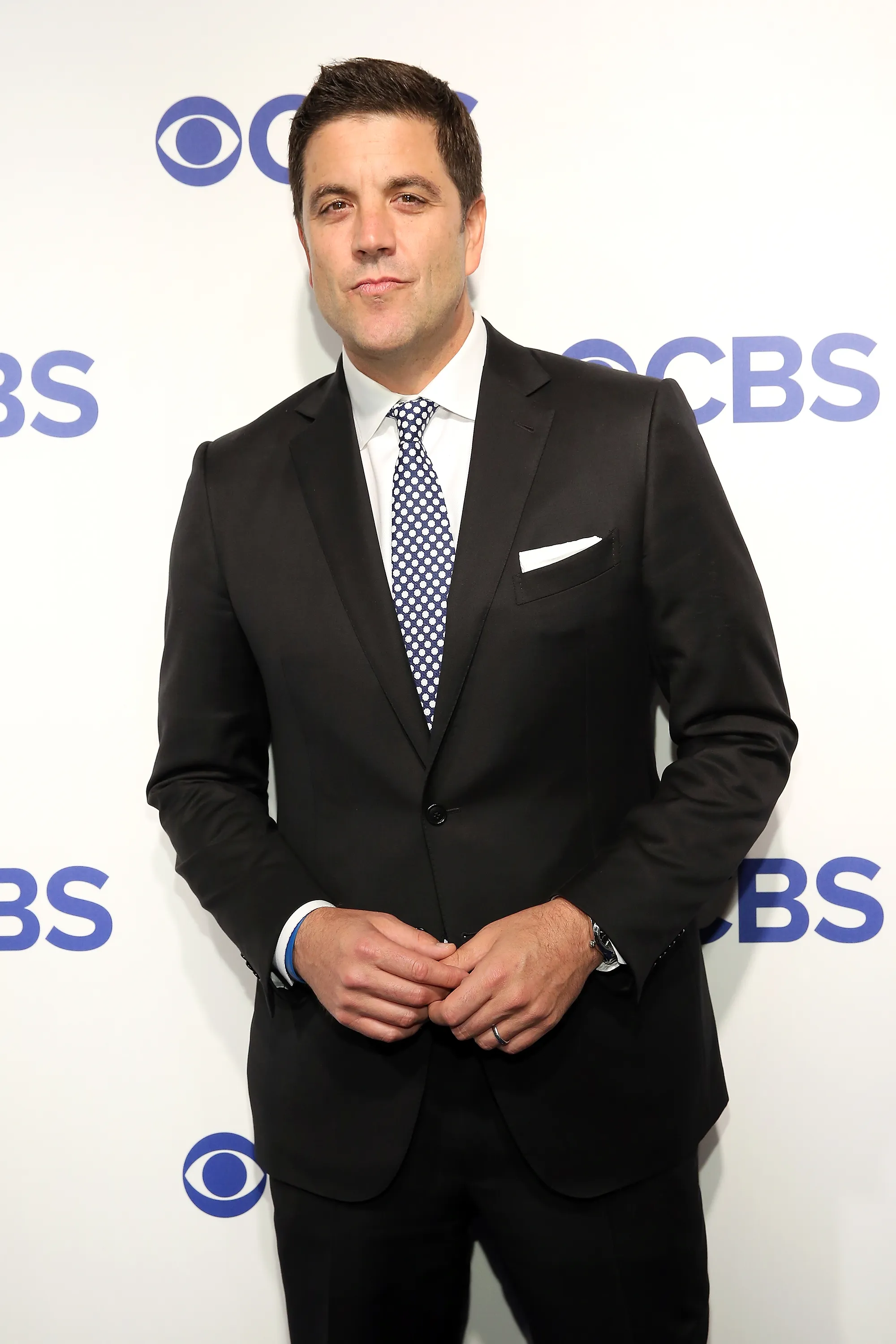Journalist Josh Elliott at the 2016 CBS Upfront.