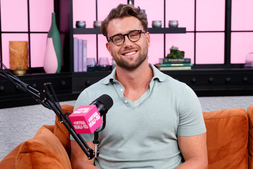 Harry Jowsey at a "Virtual Reali-Tea" interview.