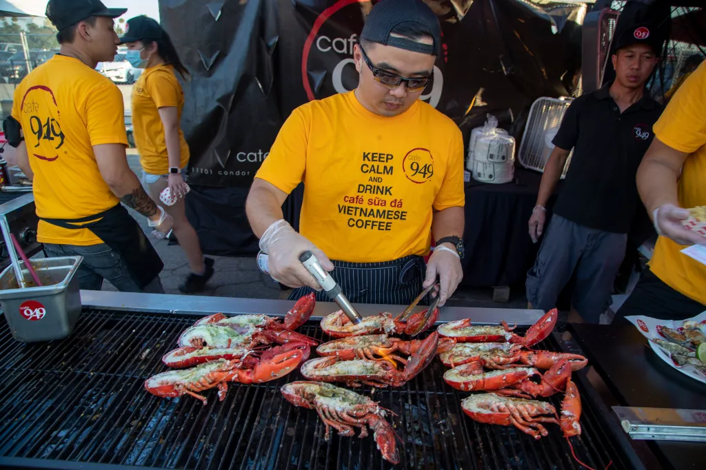 Chef Tan Vo prepares lobsters at the 626 Night Market.